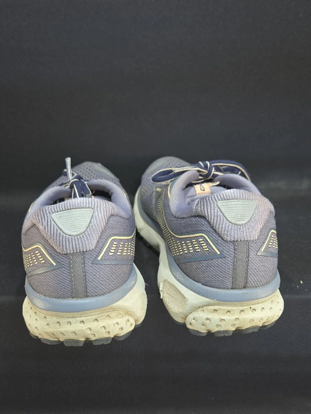 Brooks Women's Ghost 12 running shoe in a lavender-gray